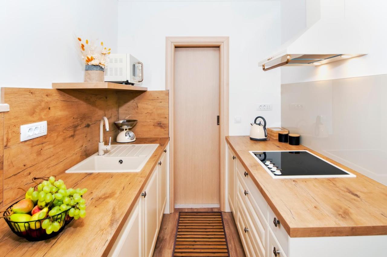 Apartment Miral Rovinjsko Selo Eksteriør billede