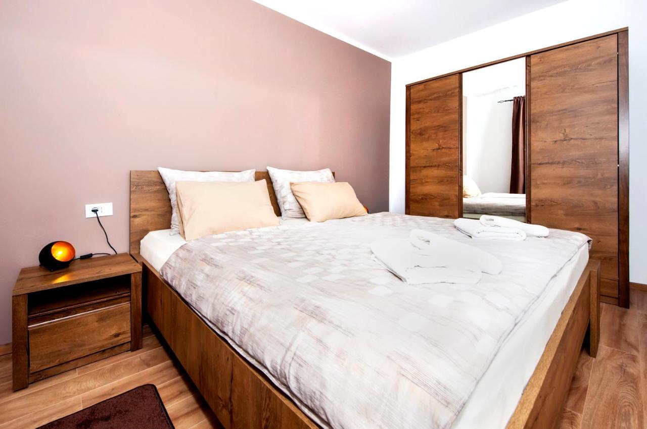 Apartment Miral Rovinjsko Selo Eksteriør billede