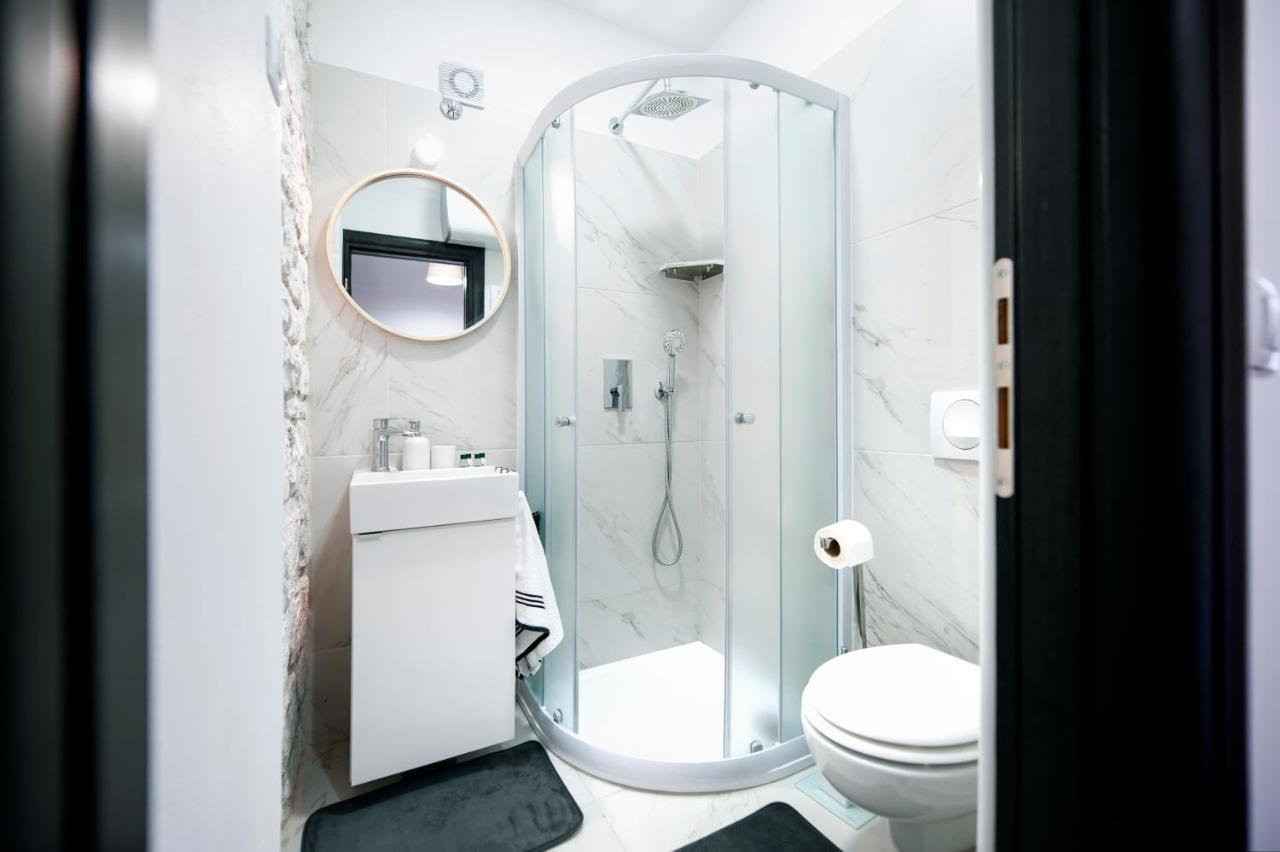 Apartment Miral Rovinjsko Selo Eksteriør billede